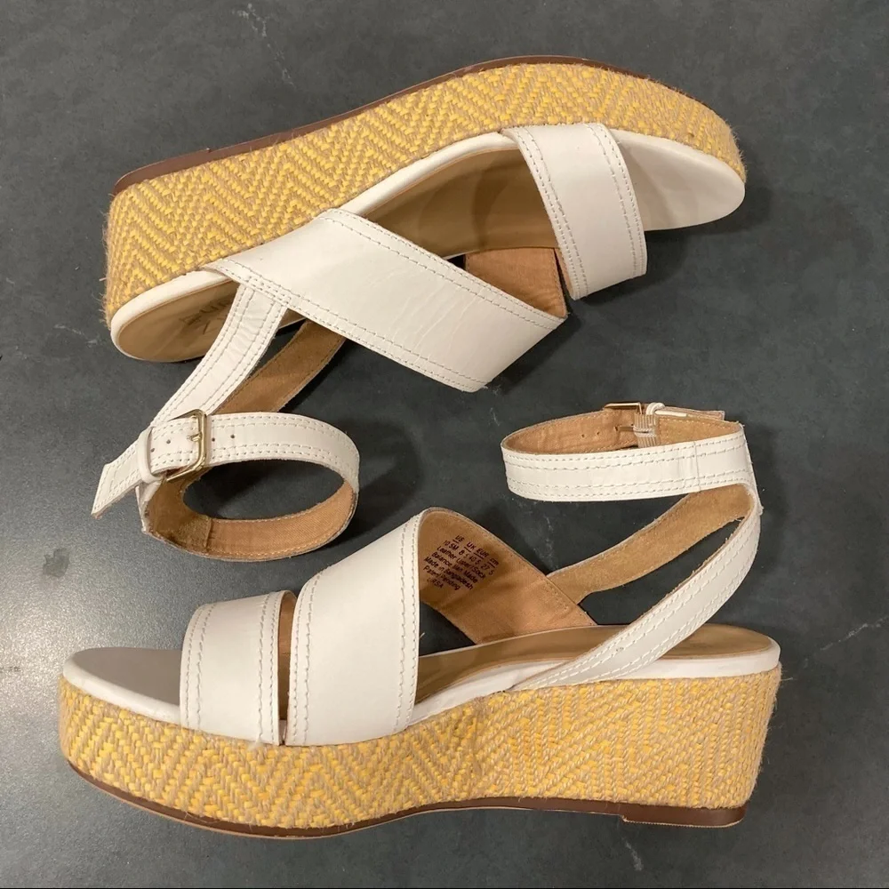 NWT Naturalizer sz 10.5 Ursa white leather espadrille sandals